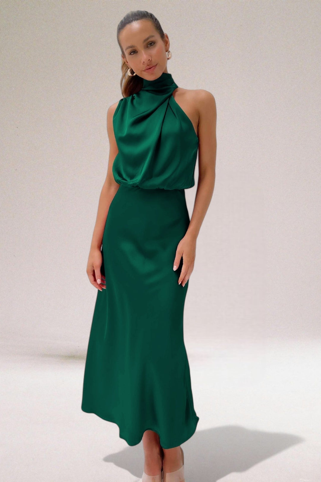 Levoire | Élégant Robe Maxi Halter En Satin Pour Femmes Vert