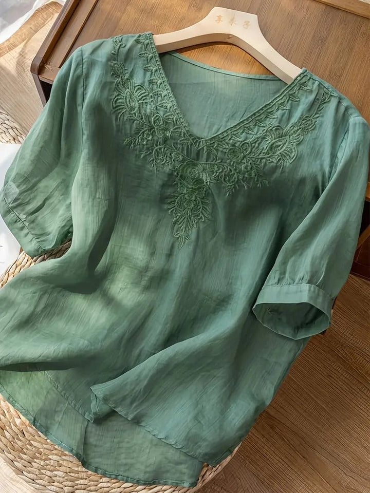 Levoire | Vintage Floral T-shirt V-cou