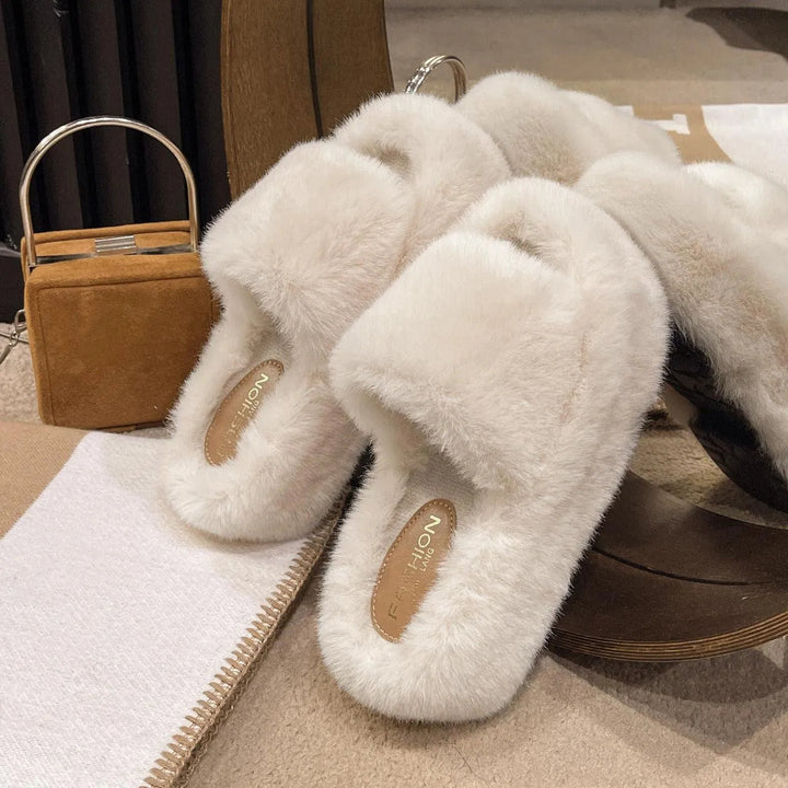Levoire | Pantoufles douces à semelle épaisse pour femmes Beige