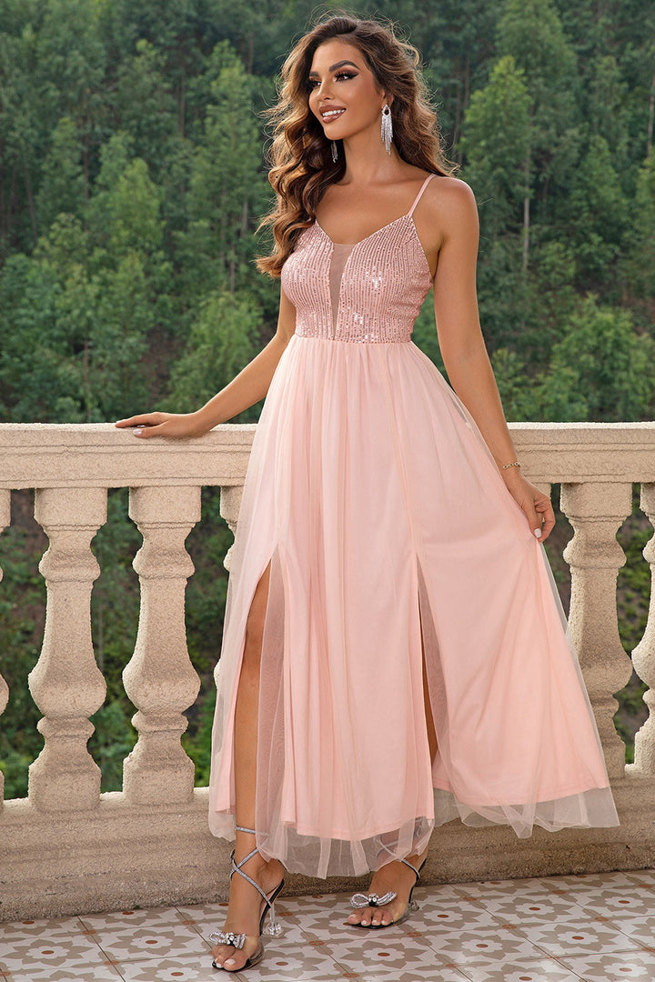 Levoire | Robe Longue À Bretelles Spaghetti Fendue En Maille Rose Poudré