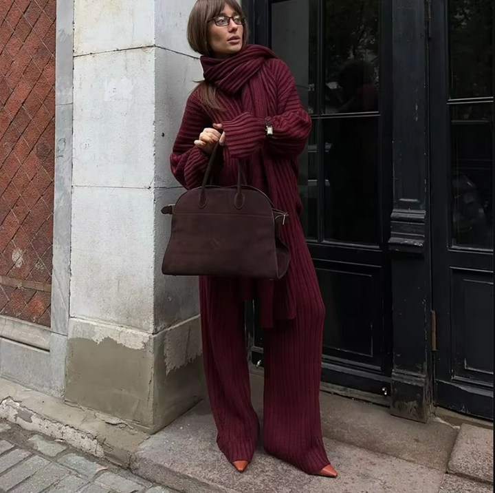 Levoire | Robe Pantalon Pull Décolleté V