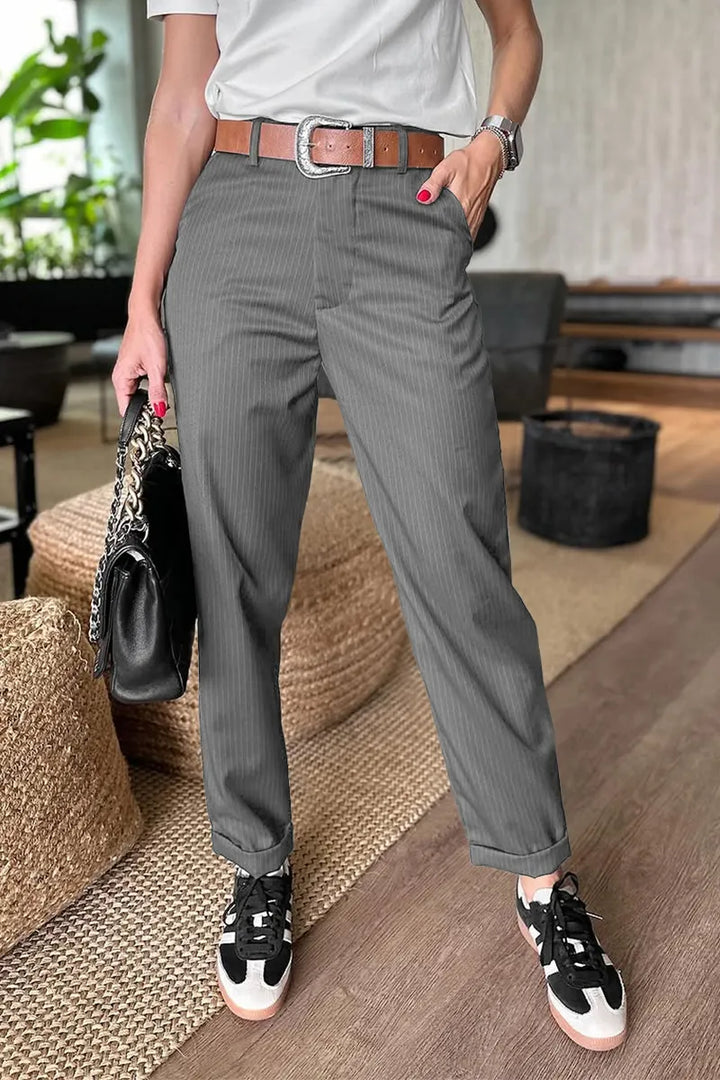 Levoire | Pantalon Tailleur Rayé Élégant Gris
