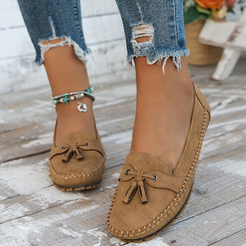 Levoire | Mocassins En Daim Classiques Avec Détail À Pompons Pour Femmes Braun