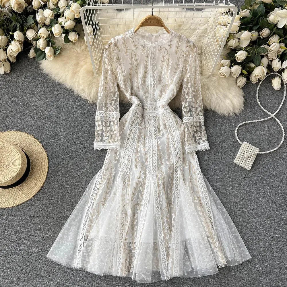 Levoire | Robe patchwork légère à points de maille Blanc