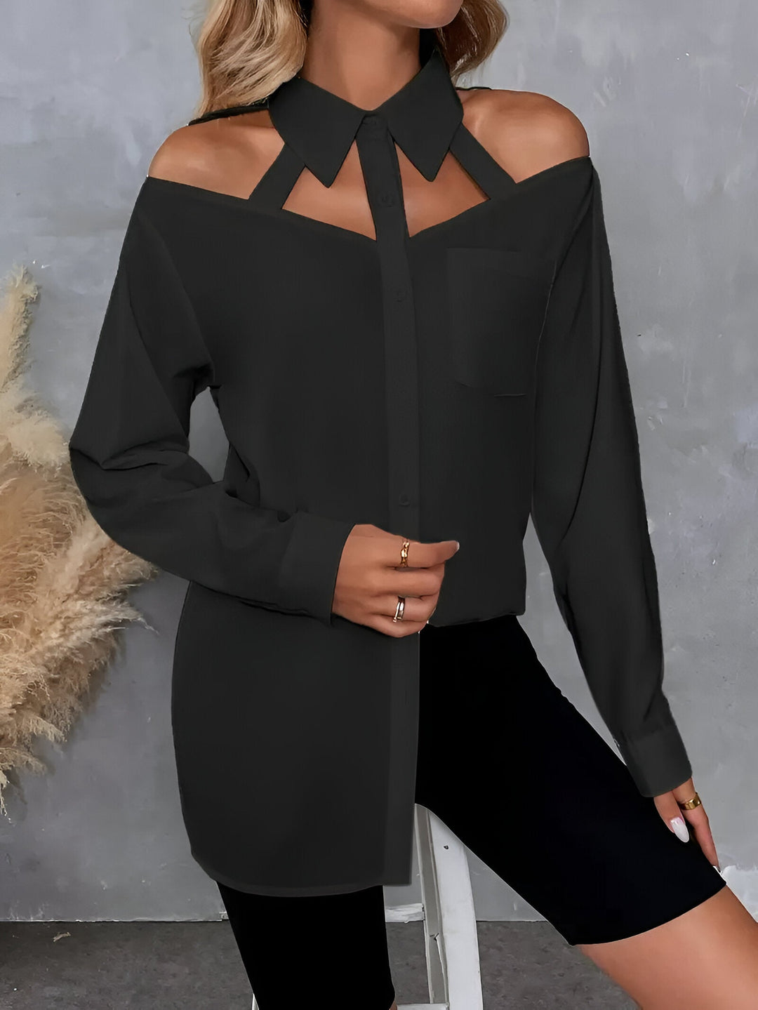 Levoire | Chemise Élégante Avec Patte De Boutonnage Noir