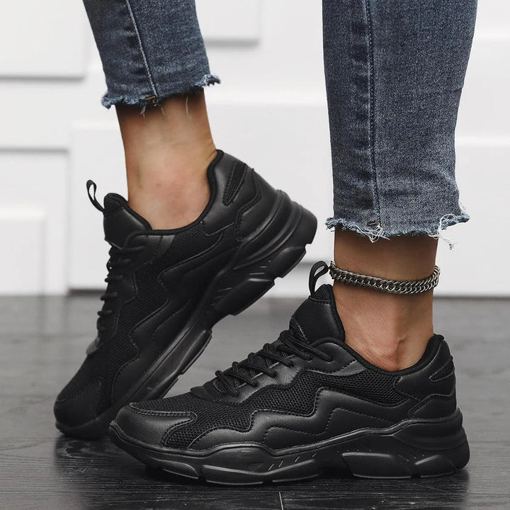 Levoire | Chaussures de sport en matériau maille respirant Noir