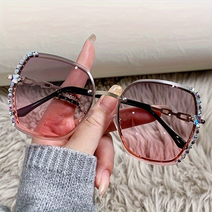 Levoire | Lunettes De Soleil Sans Contour Ornées De Cristaux Dégradés Pour Femmes Graurosa