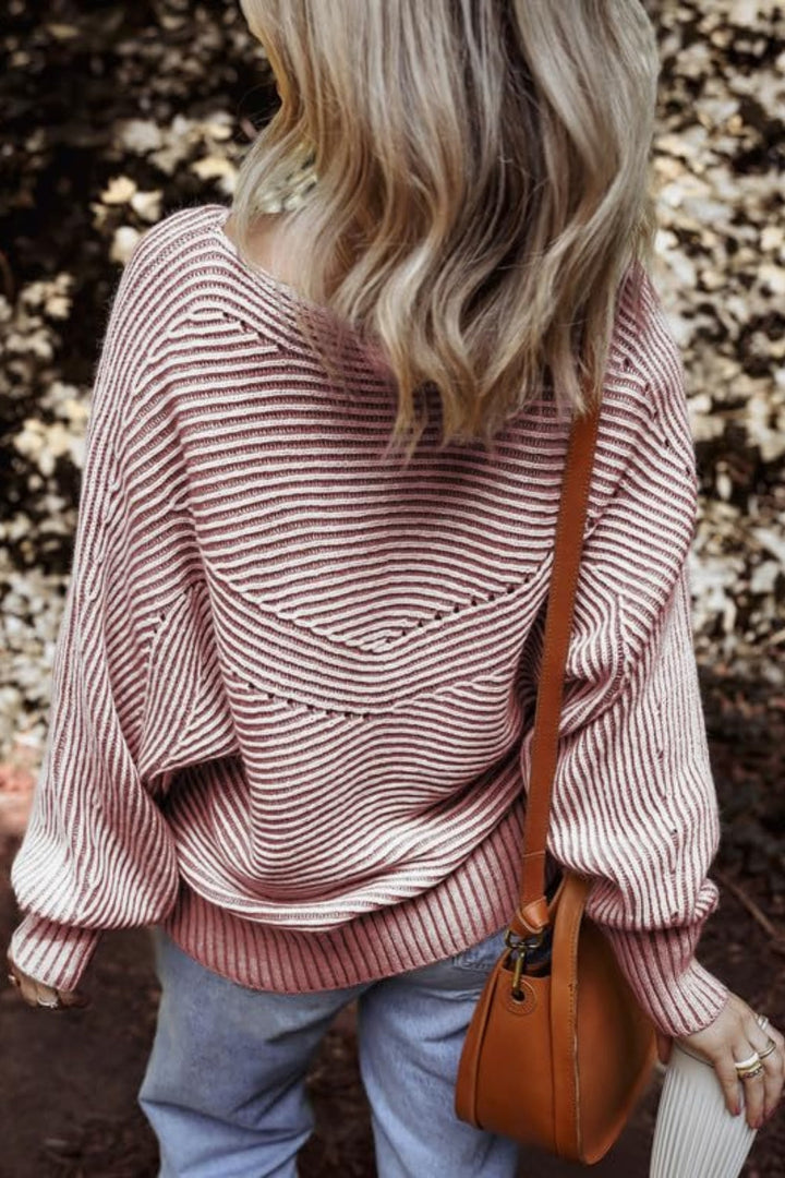 Levoire | Pull D’Hiver À Détails Dentelle Discrets