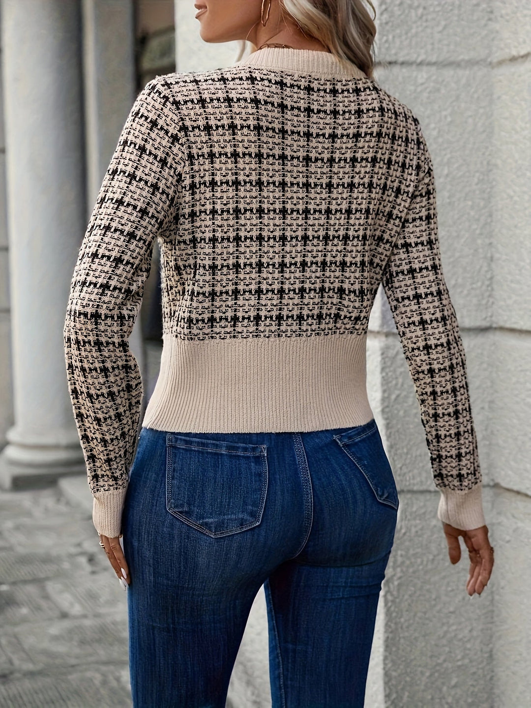Levoire | Pull En Tricot À Rayures À Manches Longues Avec Boutons Et Poche
