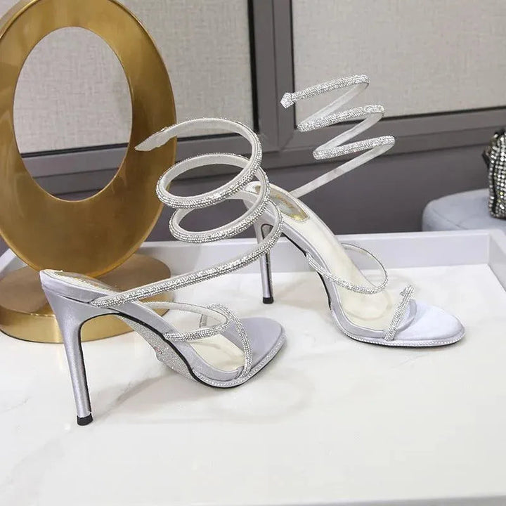 Levoire | Sandales pour femmes à talons hauts et à brides de cheville