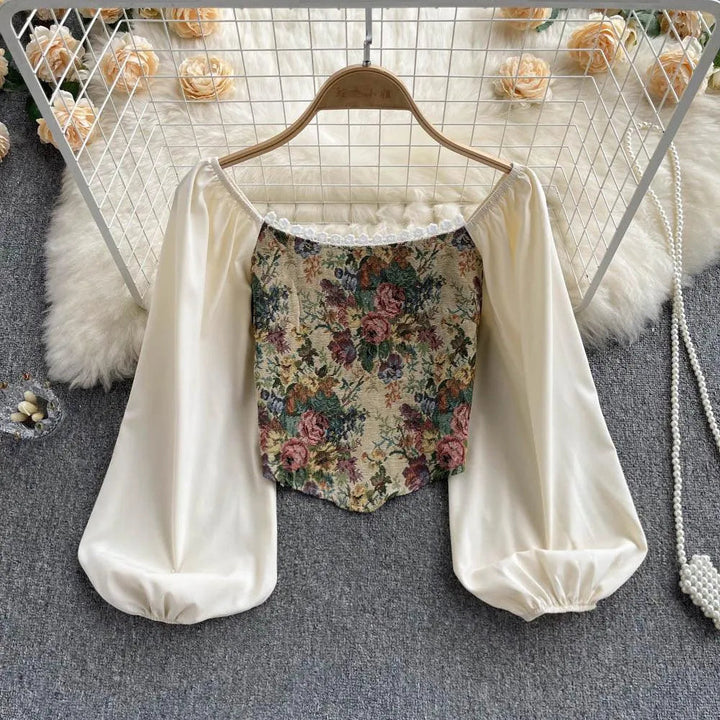 Levoire | Top coupe-palloklippa avec dentelle dans le style rétro Abricot Une taille