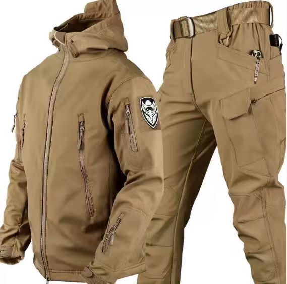 Avriane Ensemble Outdoor pour hommes avec veste à capuche et pantalon cargo
