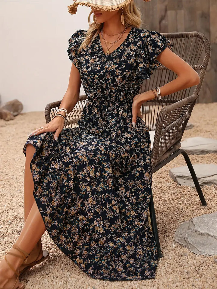 Levoire | Robe Florale Avec Décolleté En V Et Élégantes Manches À Volants
