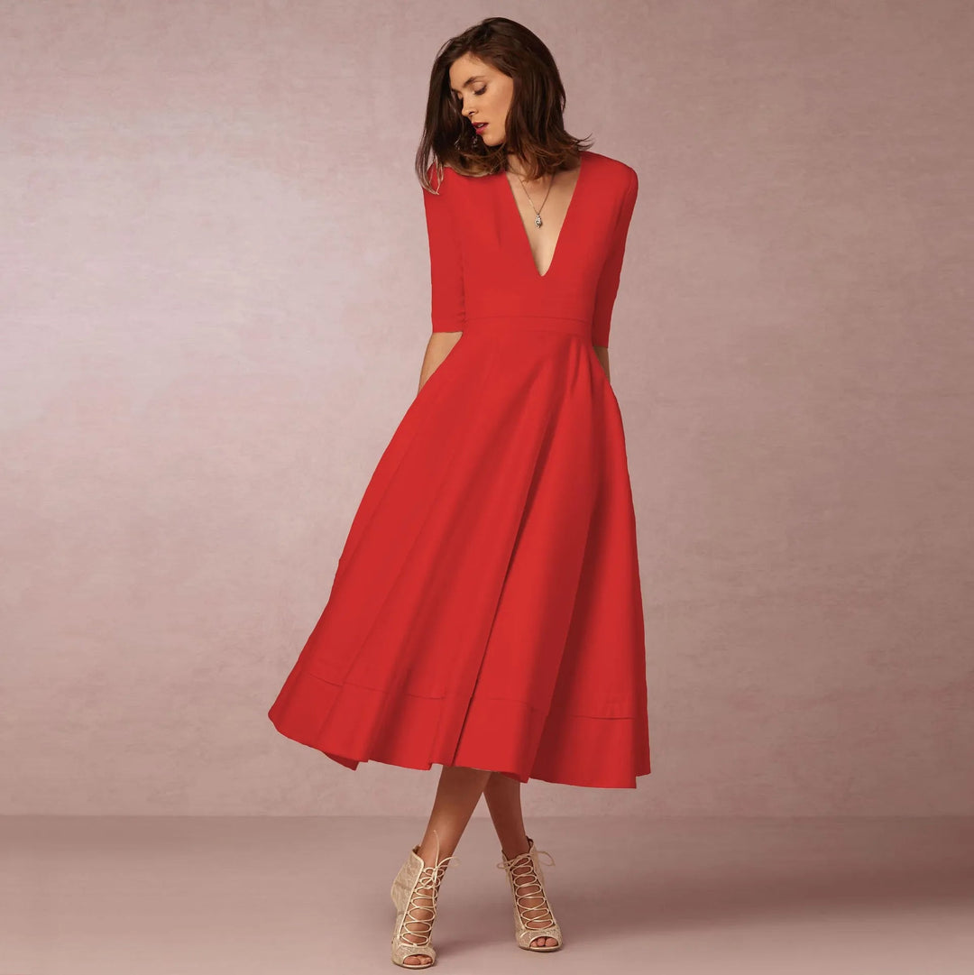 Levoire | Robe élégante en A avec décolleté en V profond Rot