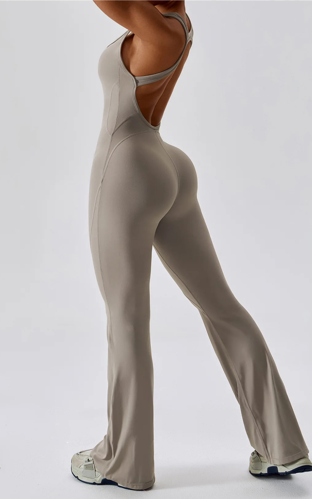 Levoire | Pantalon Dos Nu Élégance Et Attraction Féminine