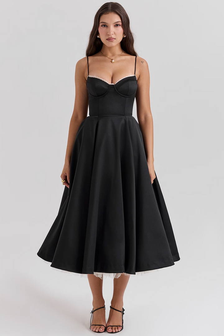 Levoire | Robe élégante sculptant la taille Noir