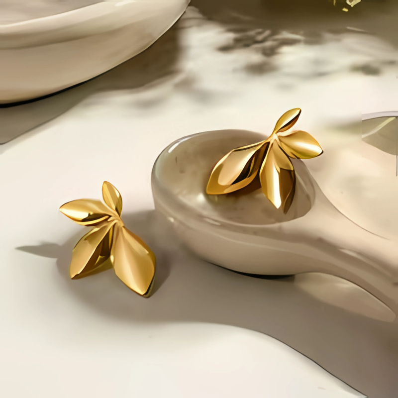 Levoire | Boucles D'Oreilles En Feuilles Dorées