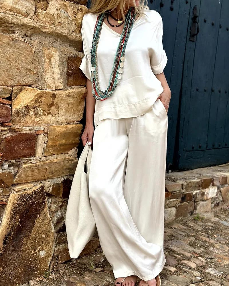 Levoire | Ensemble Élégant Composé D'Une Chemise À Col En V Blanc Et De Pantalons Évasés Blanc royal