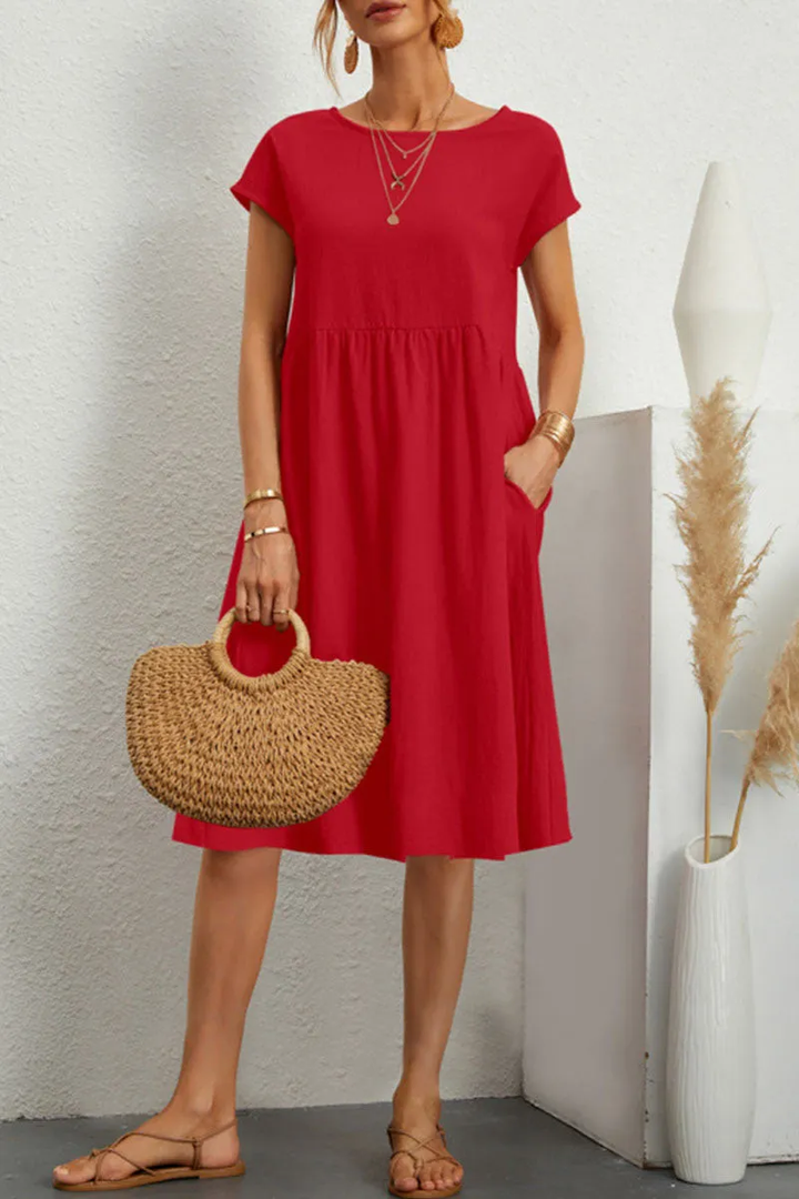 Levoire | Robe décontractée à manches courtes et col rond en patchwork uni Rouge