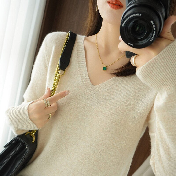 Levoire | Blouse Avec Sensation Cachemire Et Décolleté En V Beige