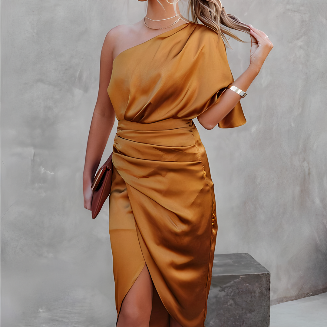 Levoire | Robe De Soirée Longue Avec Une Coupe Unique Pour Des Fêtes Et Des Galas
