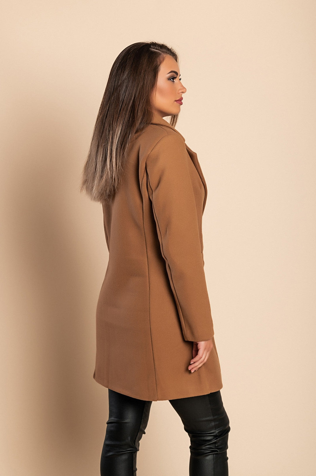 Levoire | Manteau Pour Femmes Avec Un Seul Bouton Et Une Coupe Élégante