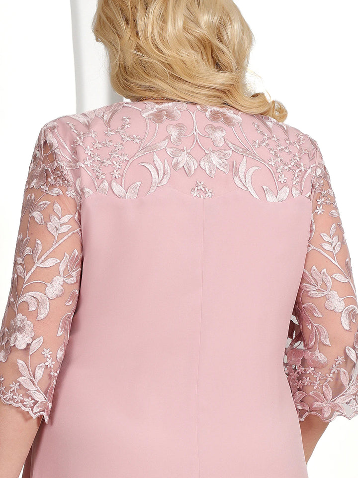 Levoire | Robe De Fête Avec Des Éléments Stylés En Grandes Tailles Pour Un Look Élégant