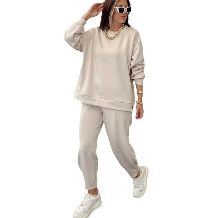 Levoire | Ensemble de sport avec un pantalon décontracté et une chaîne de cheville