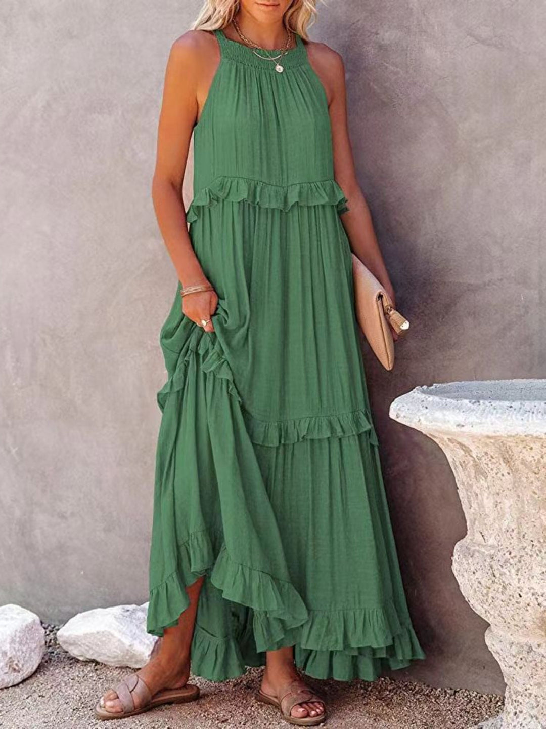 Levoire | Robe maxi sans bretelles avec volants Vert