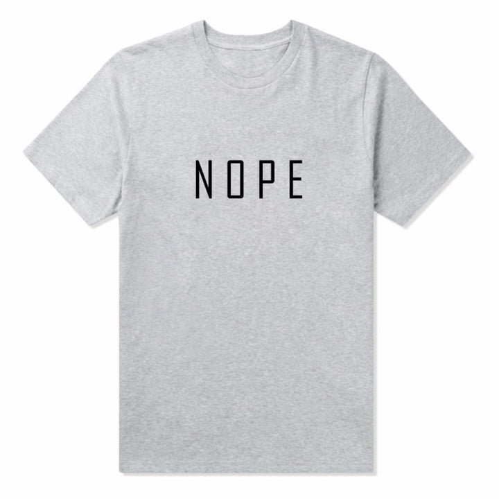 T-shirt pour femmes avec un lettrage moderne accrocheur Levoire
