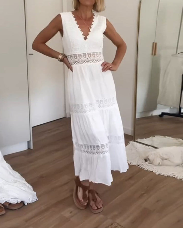 Levoire | Robe À Bretelles En Dentelle Avec Décolleté En V
