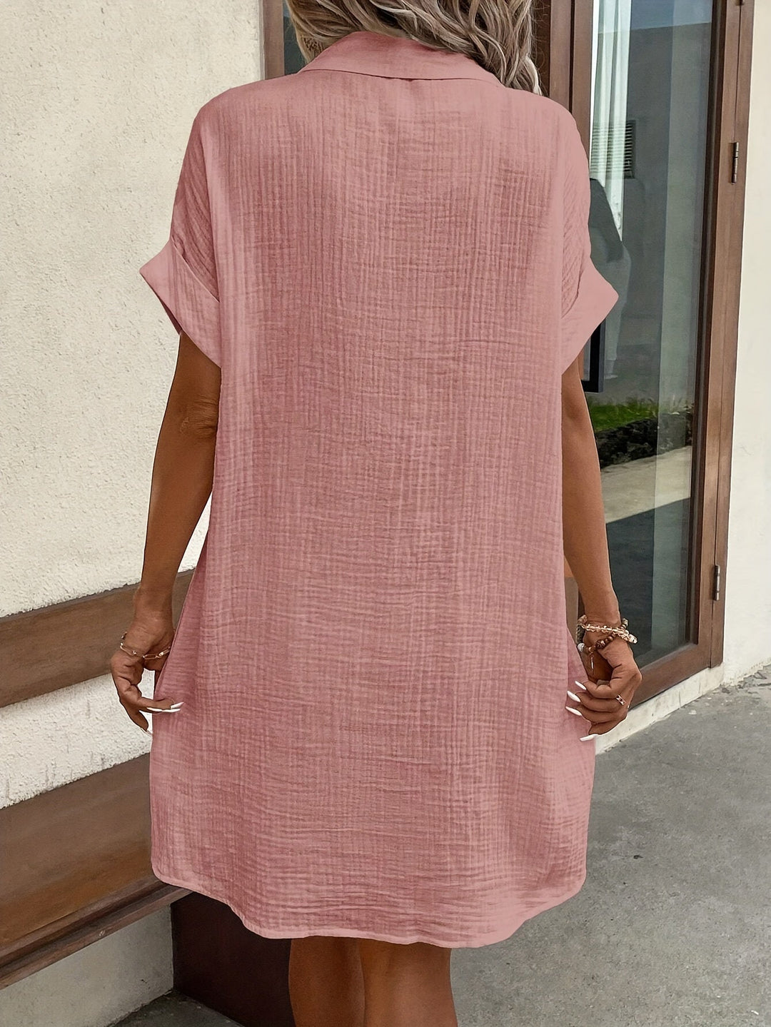 Levoire | Robe Chemise Décontractée Unie Avec Boutonnage Sur Le Devant Et Manches Courtes