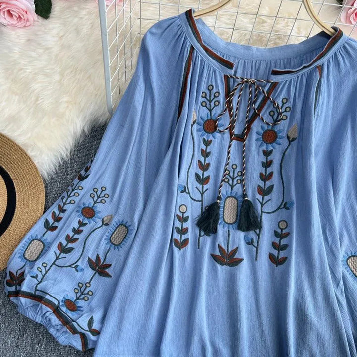 Levoire | Chemise à col rond pour femmes avec broderie