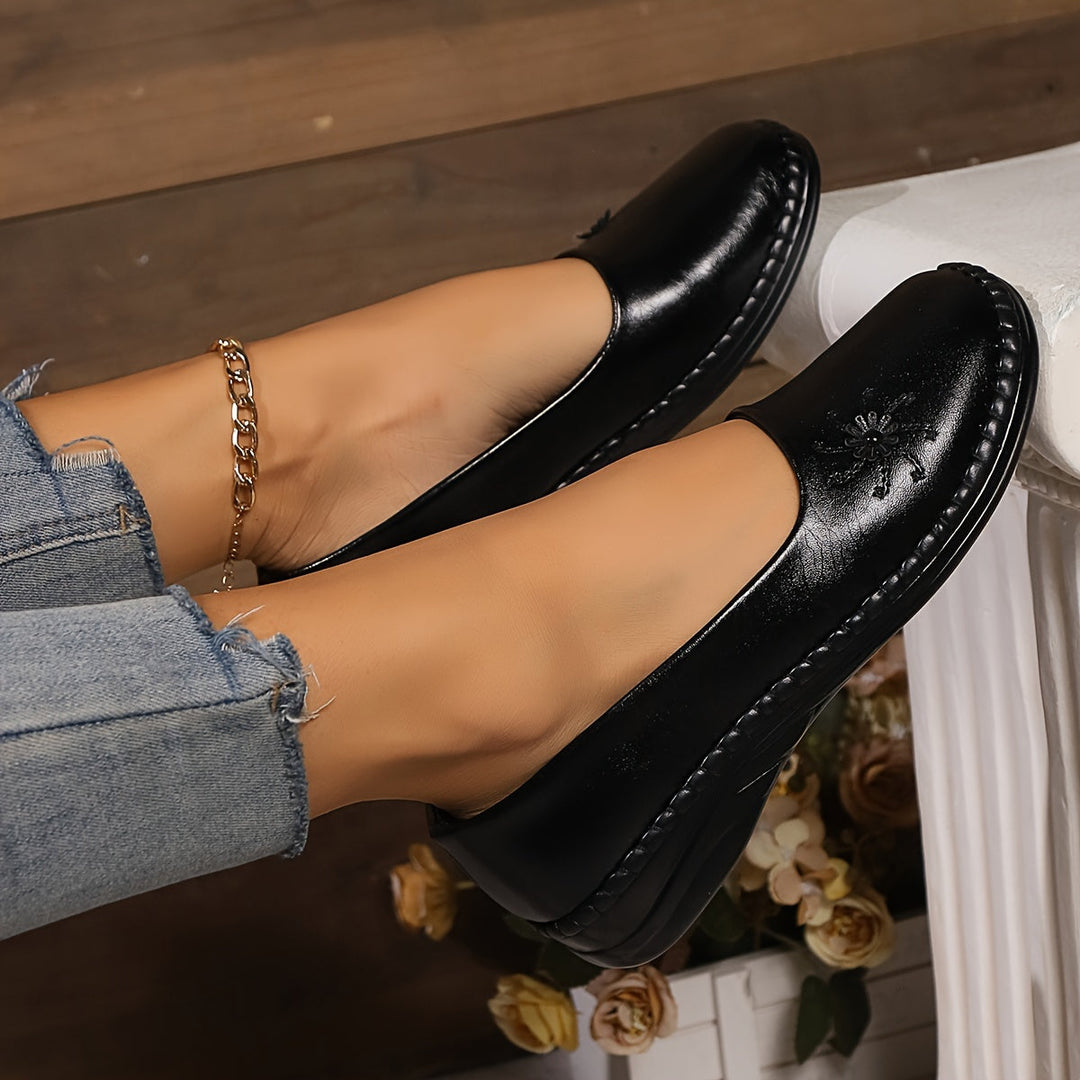 Levoire | Chaussures Pour Femmes Rentot Avec Décoration En Lacets Noir
