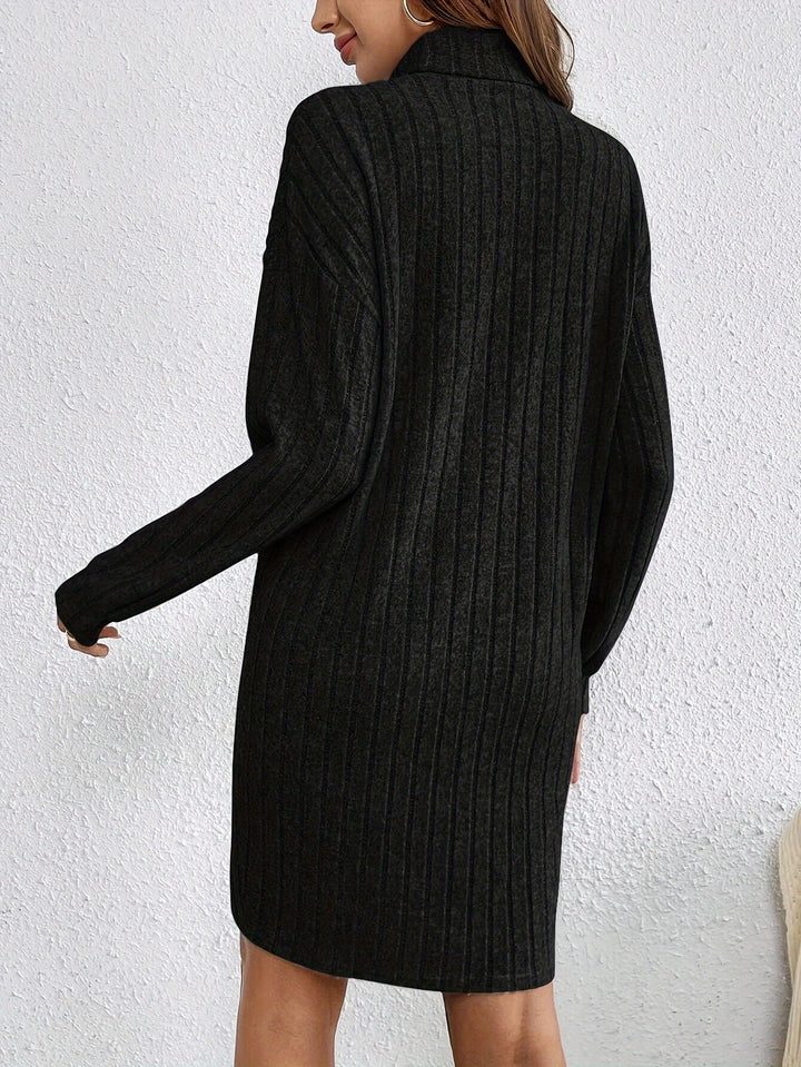 Levoire | Robe À Col Montant Combinée Avec Manches Longues En Matériau Tricoté