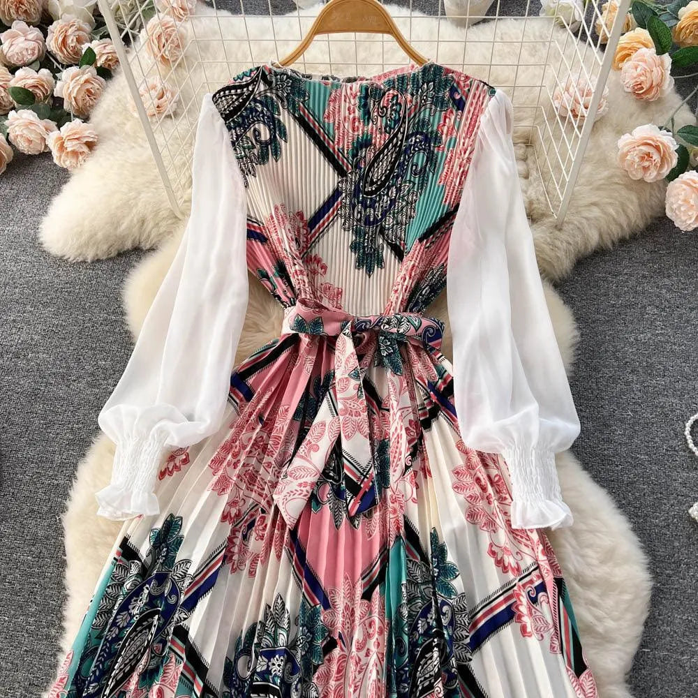 Levoire | Robe avec imprimé ethnique pour femmes, dotée d'un motif floral à nouer