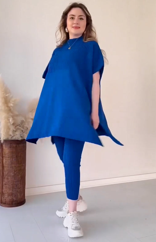 Levoire | T-Shirt À Encolure Ronde Et Pantalon Sininen