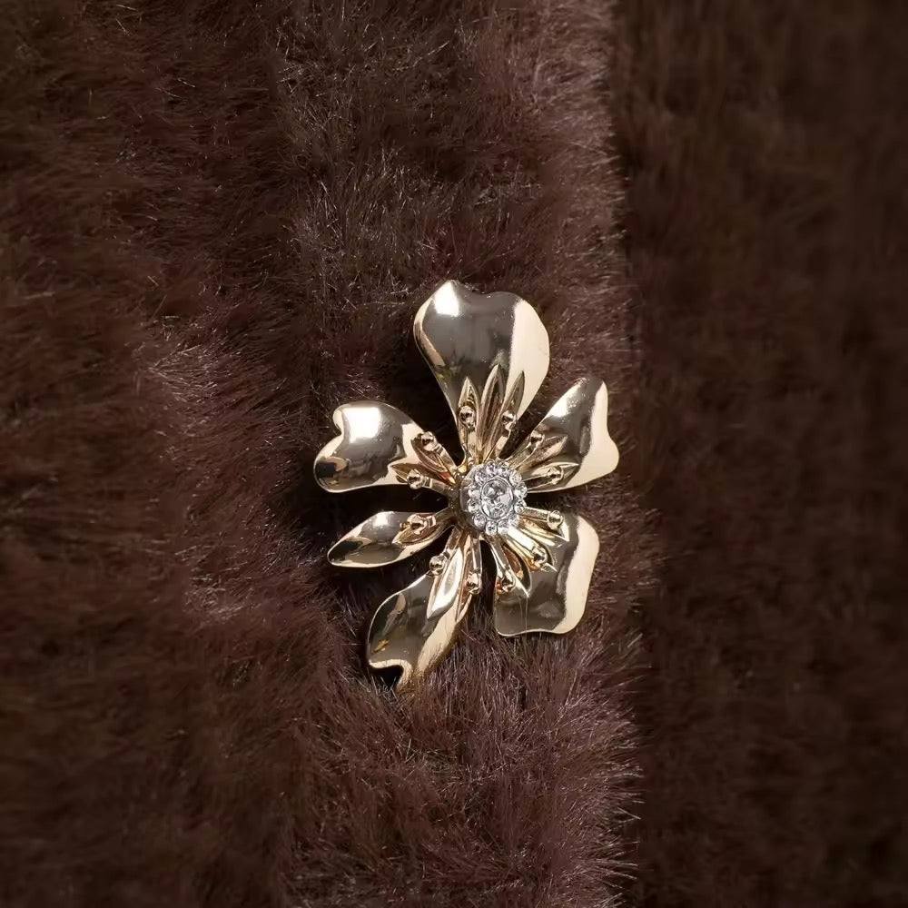 Levoire | Cardigan En Tricot Doux Avec Boutons En Forme De Fleur
