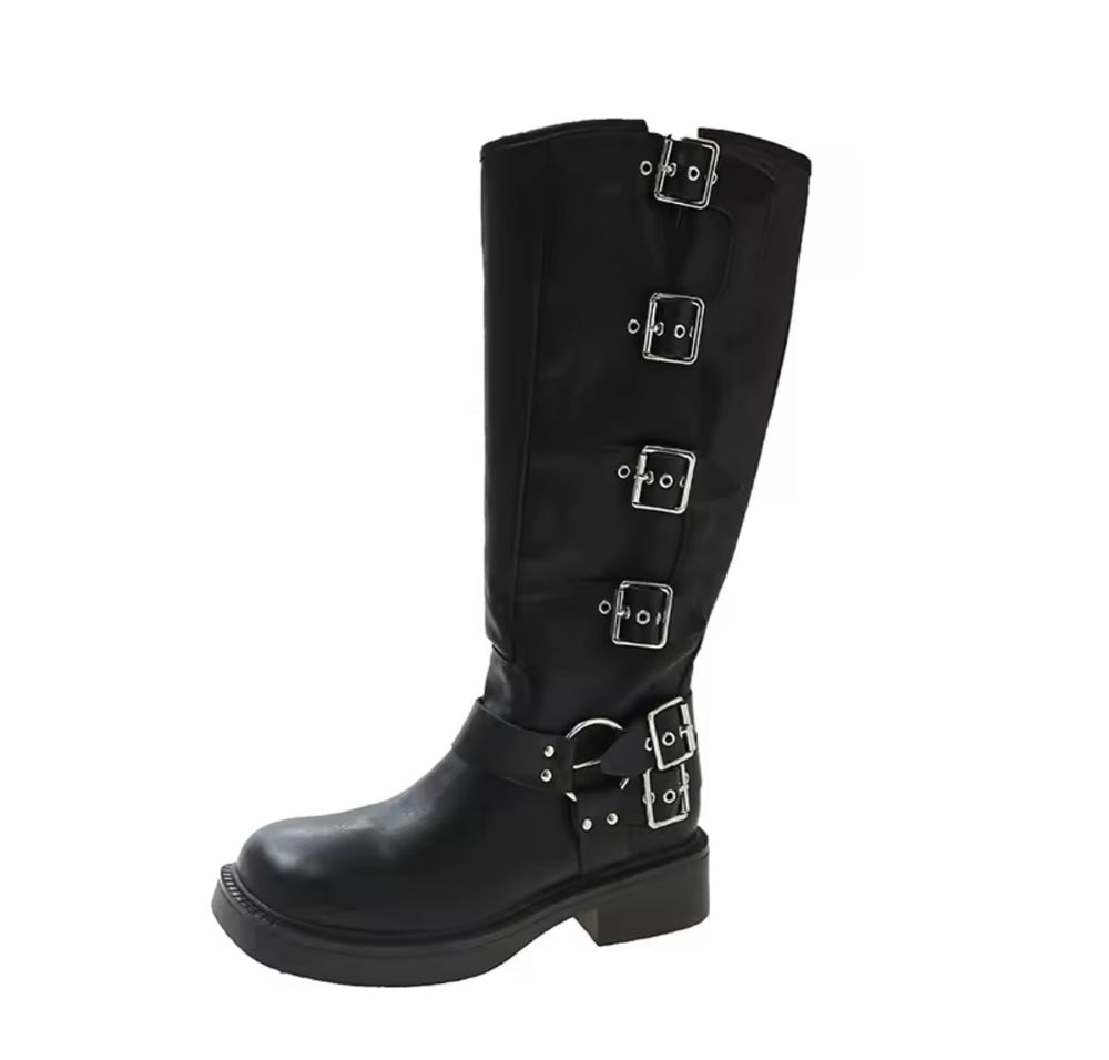 Levoire | Bottes Avec Boucles Et Talon Noir