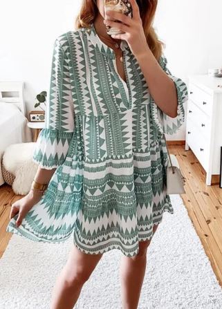 Levoire | Robe Fluide Avec Des Manches Évasées Pour Femmes Vert clair