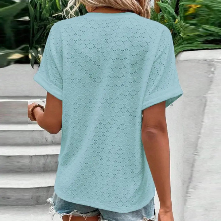 Levoire | Top V-Neck À Boutons Sans Effort