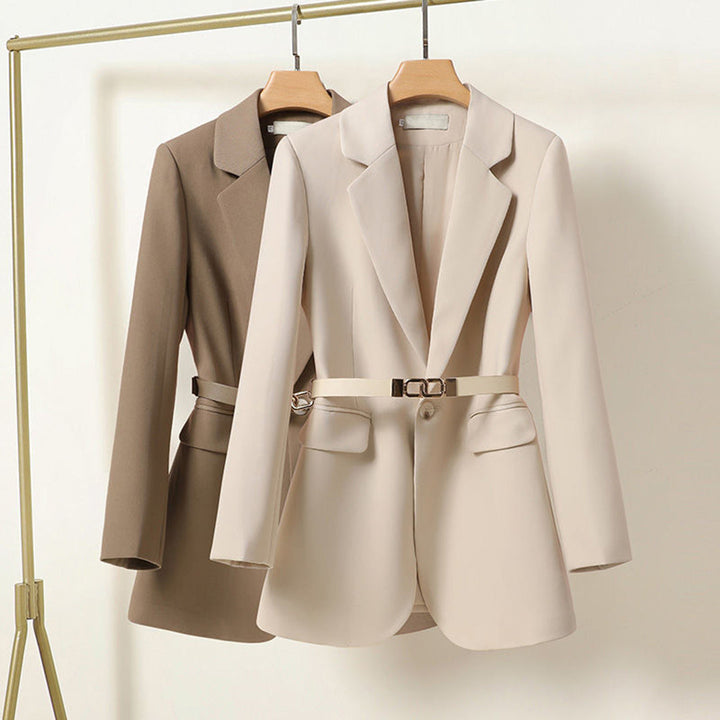 Levoire | Blazer Pour Femmes Avec Ceinture Pour Une Coupe Cintrée