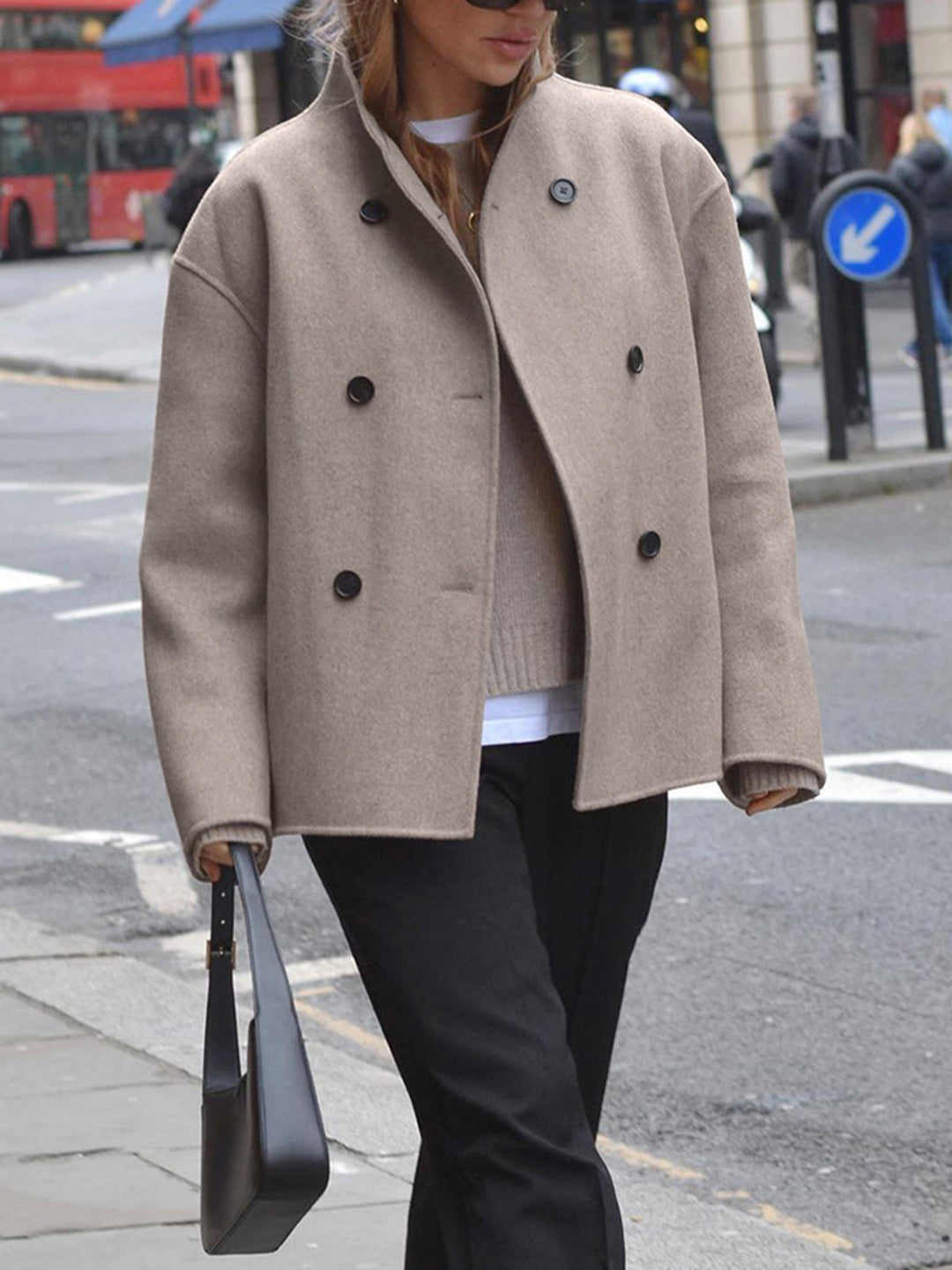Levoire | Veste oversize à boutons avec manches longues et col montant
