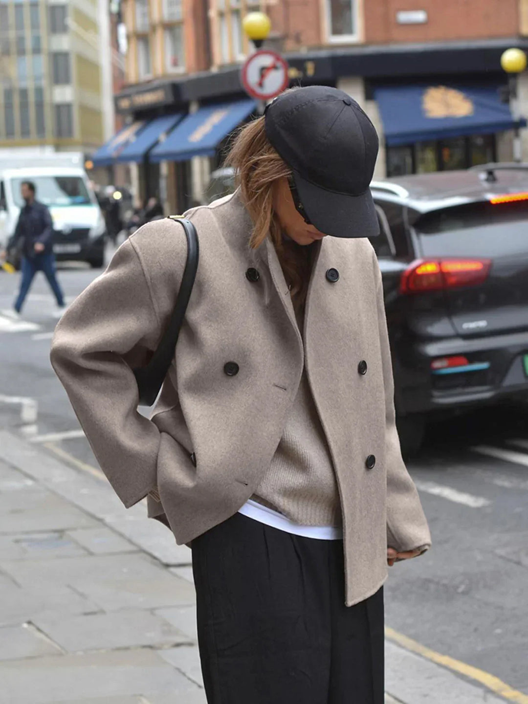 Levoire | Manteau Élégant À Boutonnage Surhumain