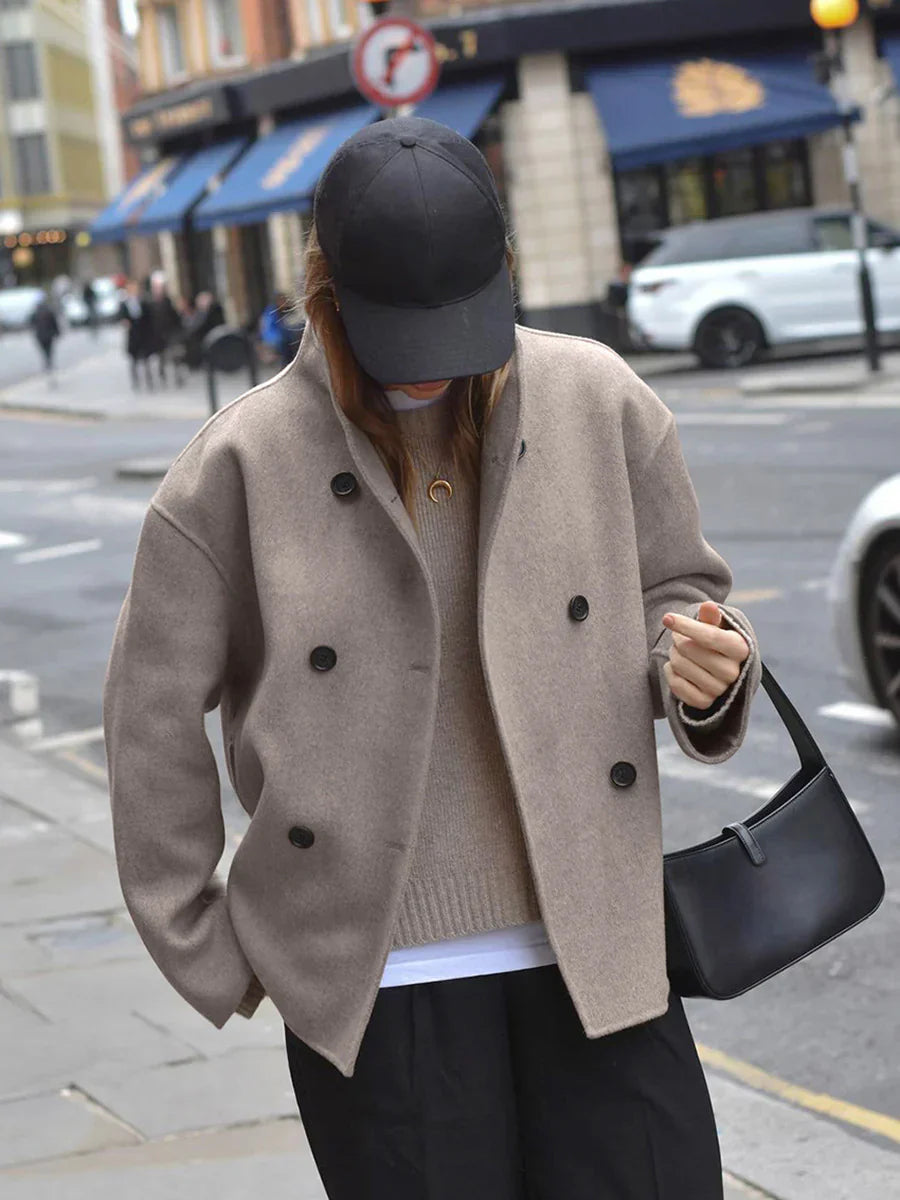 Levoire | Manteau Élégant À Boutonnage Surhumain