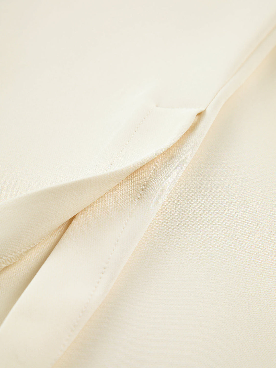 Levoire | Haut simple avec des pantalons larges