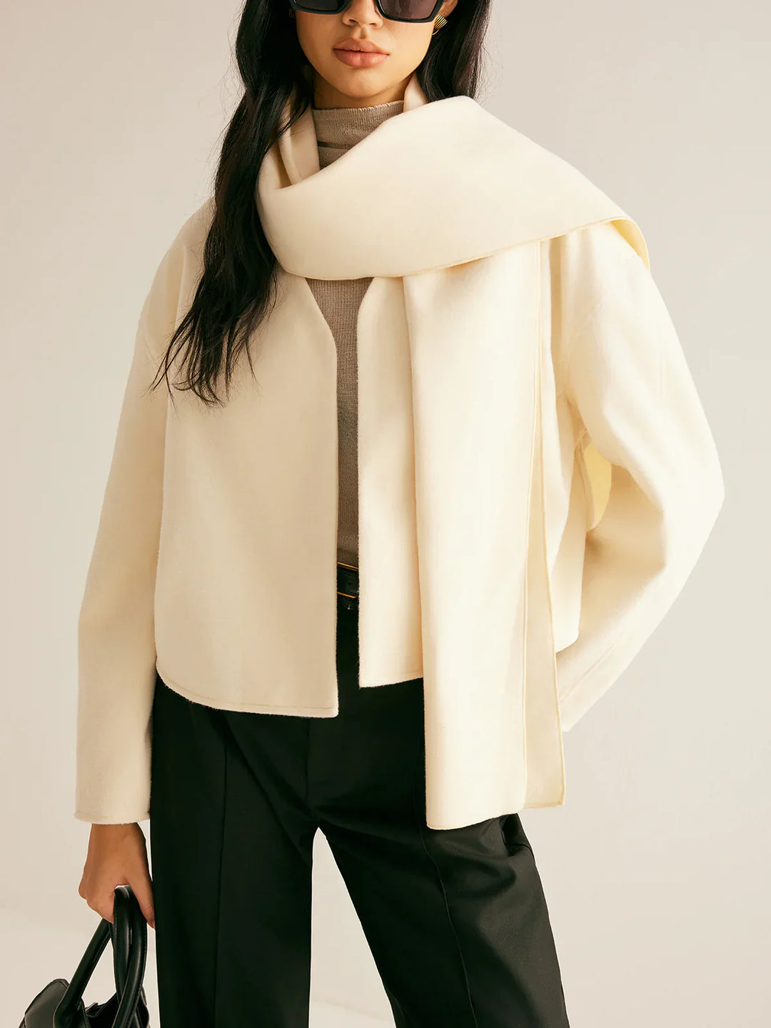 Levoire | Veste Courte Avec Foulard Beige