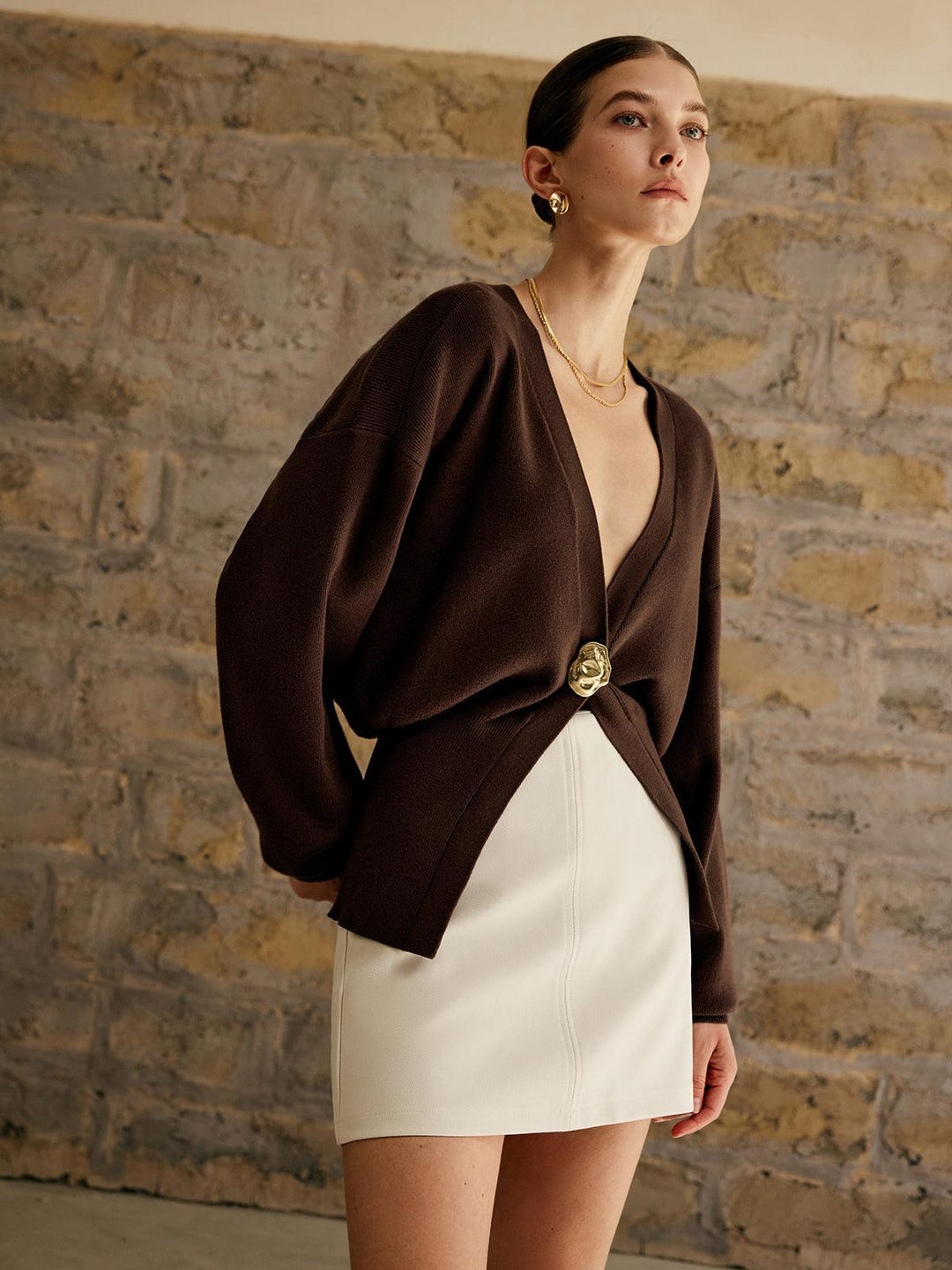 Levoire | Gilet Uni Avec Boutonnière Dorée Pour Femmes