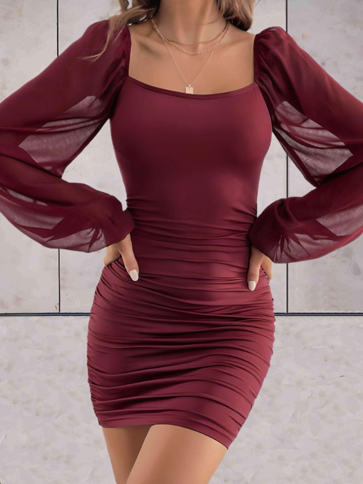 Levoire | Élégante Mini-Robe Avec Des Manches Larges Luxueuses Rot