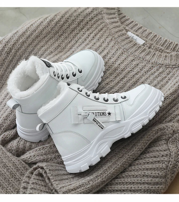 Levoire | Pelucheux Et Avec Lacets Pour Femmes Blanc